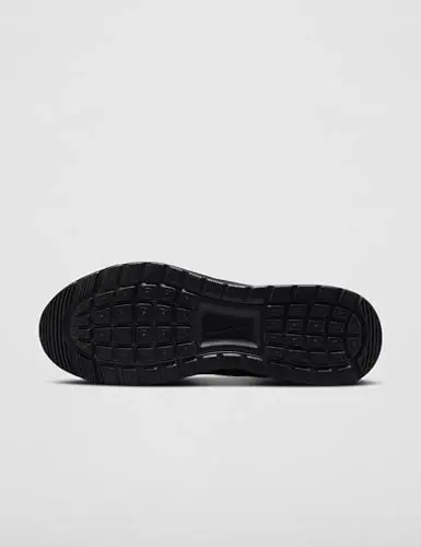 Nike Women's Air Max Nuaxis Shoes - 4
