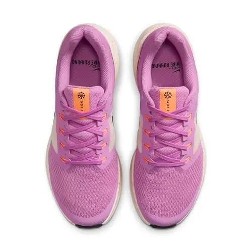 Nike Kadın Run Swift 3 Yol Koşu Ayakkabısı - 3