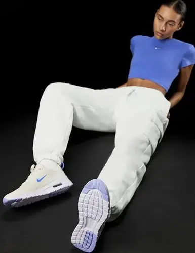 Nike Women's Air Max Nuaxis Shoes - 2