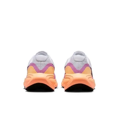 Nike Women's Revolution 8 ayollar uchun yo'l yugurish krossovkalari - NIKE (1)