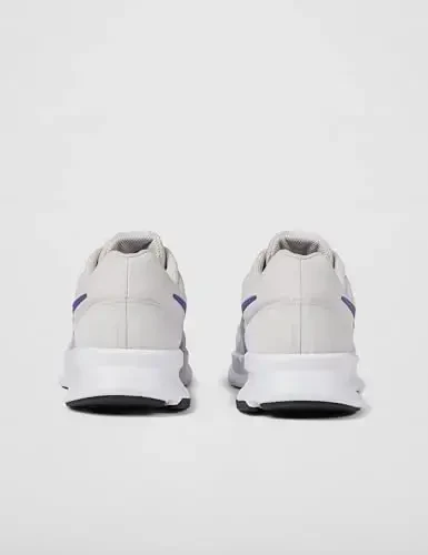 Nike Women's Run Swift 3 Road Running Shoes - 6