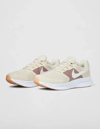 Nike Women's Run Swift 3 Road Running Shoes - 5