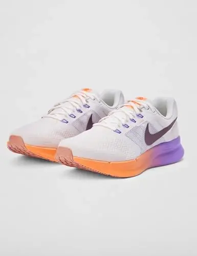 Nike Women's Run Swift 3 Road Running Shoes - 6