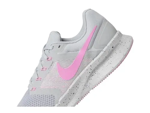 Nike Women's Run Swift 3 Road Running Shoes - 6