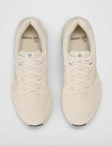 Nike Women's Run Swift 3 Road Running Shoes - 5