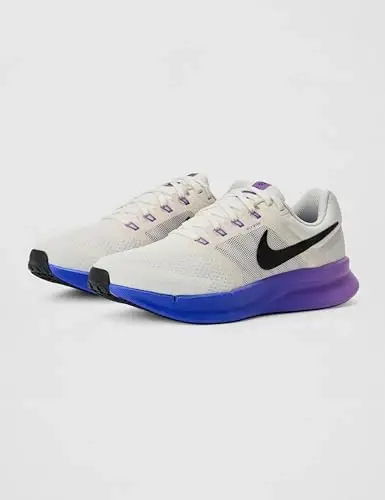Nike Women's Run Swift 3 Road Running Shoes - 6