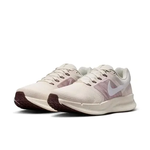 Nike Women's Run Swift 3 Road Running Shoes - 5