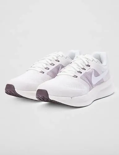 Nike Women's Run Swift 3 Road Running Shoes - 6