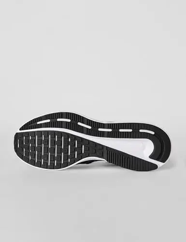 Nike Women's Run Swift 3 Yo'l Yugurish Poyabzallari - 4