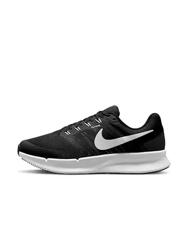 Nike Women's Run Swift 3 Yo'l Yugurish Poyabzallari 