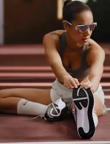 Nike Женские кроссовки для бега по дороге Revolution 8 - NIKE (1)