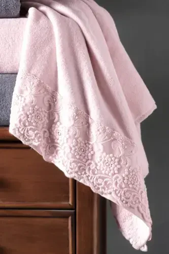 Nilüfer 4 Pcs Boxed Velvet Lace Towel Set | Bath Set | Dowry Set - 4