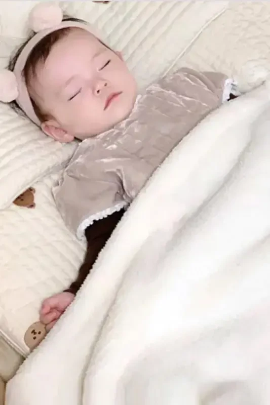 Nomi Baby Blanket White Newborn Baby Crib Stroller Swaddle Plush Blanket 100x120 Cm-WHITE - 6