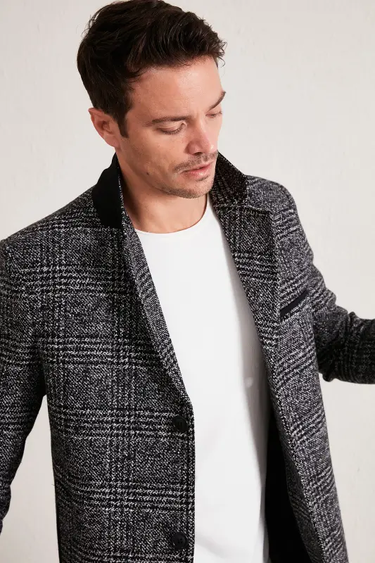 Normal Kalıp Tek Yırtmaçlı Düğmeli Mono Yaka Kaşe Kaban Erkek KABAN 5840098-Siyah Ekoseli - 8