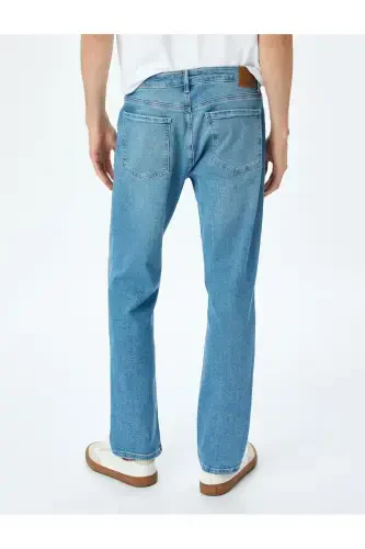 Normal Waist Buttoned Cotton Straight Fit Jeans - 4