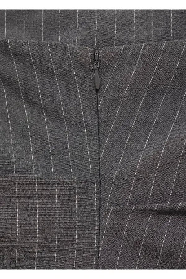 Nozik chiziqli yengsiz ko'ylak - 6