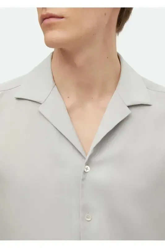 Och kulrang tekis oddiy to'qilgan klassik ko'ylak - 4