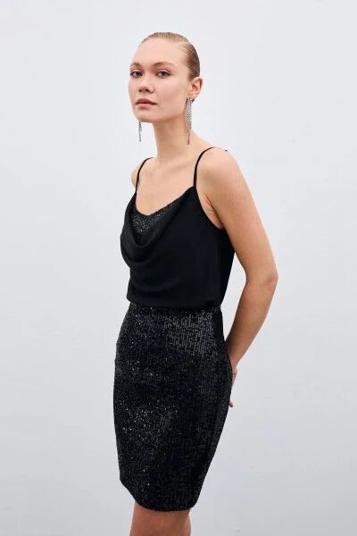 Off-Shoulder Blouse - Black - 4