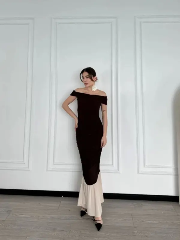 Off-the-Shoulder Maxi Dress - Coffee - BÜYÜKBEDENIZ