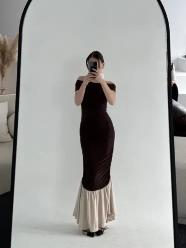 Off-the-Shoulder Maxi Dress - Coffee - 3