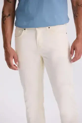 Off-White Regular Fit Cotton Casual 5 Pocket Trousers - 3