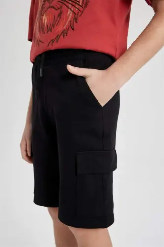 O'g'il bolalar uchun qora kargo cho'ntakli shortilar - 4