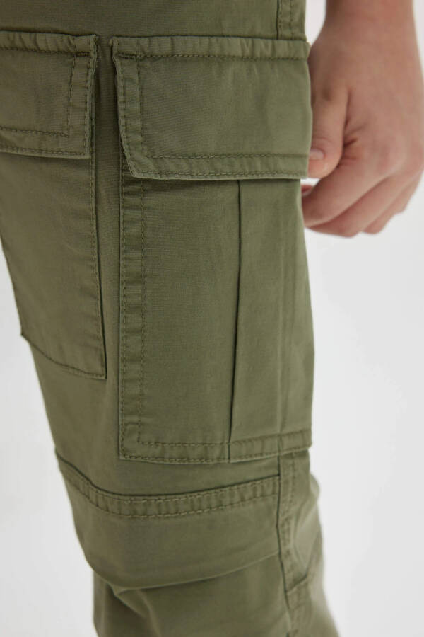 O'g'il bolalar uchun to'g'ri oyoqli gabardin jogger shim Khaki - 10