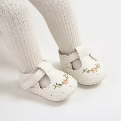 Ohwawadi Infant Baby Girl Shoes Baby Mary Jane Flats Princess Wedding Dress Shoes Crib Shoe for Newborns, Infants, Babies, and Toddlers - OHWAWADI (1)