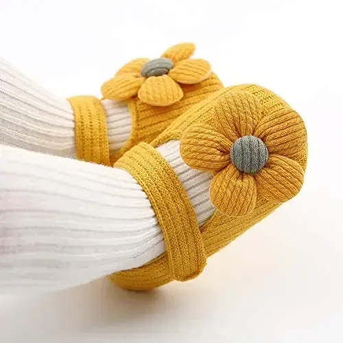 Ohwawadi Infant Baby Boys Girls Slippers Cozy Fleece Booties Soft Bottom Warm Cartoon Socks Newborn Crib Shoes - 2