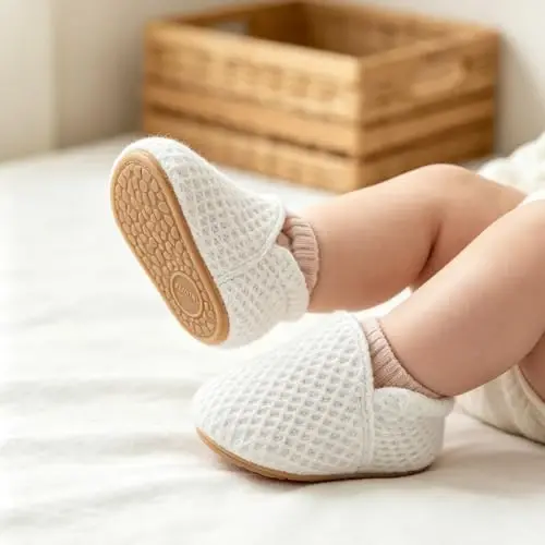 Ohwawadi Infant Baby Boys Girls Slippers Cozy Fleece Booties Soft Bottom Warm Cartoon Socks Newborn Crib Shoes - TUOTING (1)