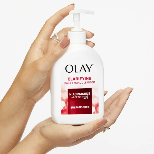 Olay Clarifying Face Wash, очищающее средство для лица с ниацинамидом, борется с сухостью всех типов кожи, 16 жидких унций - 7