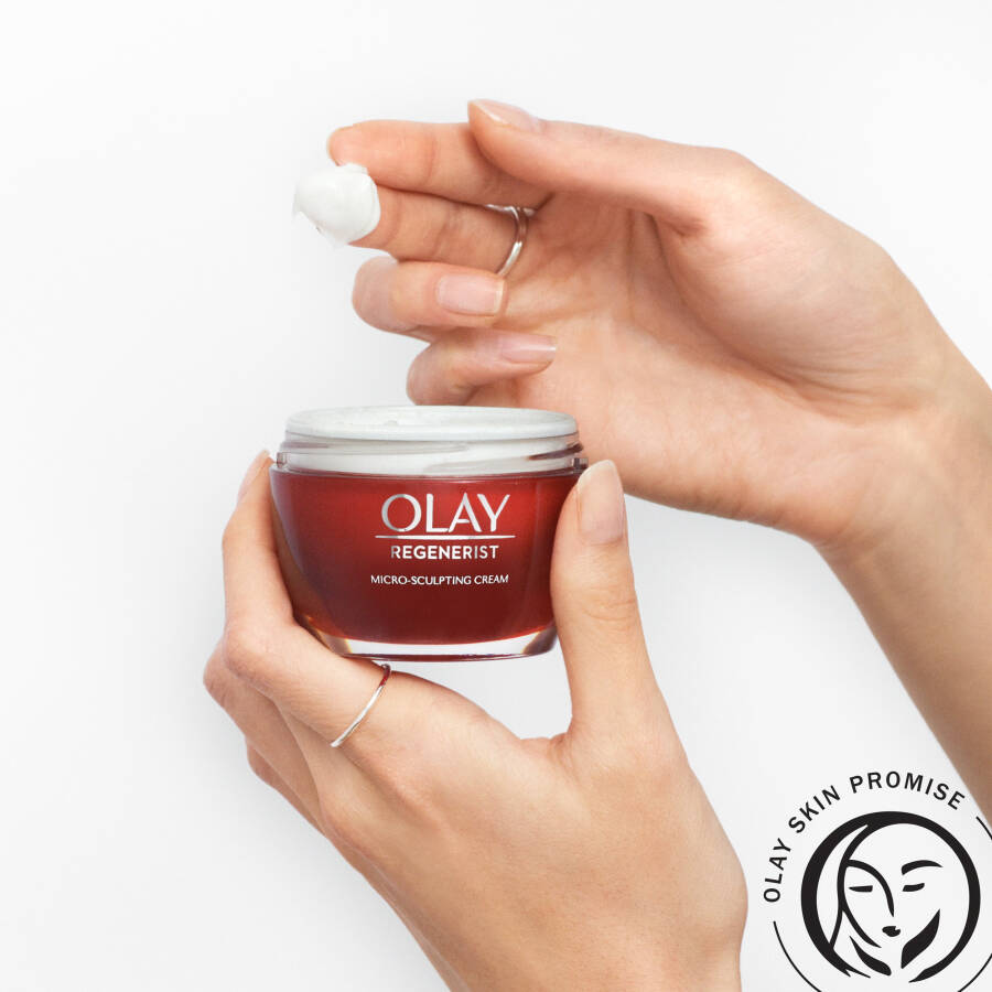 Olay Hediye Seti, 2 Parça Regenerist Yüz Temizleyici & Yaşlanma Karşıtı Nemlendirici, 5.0 fl oz/1.7oz - 12