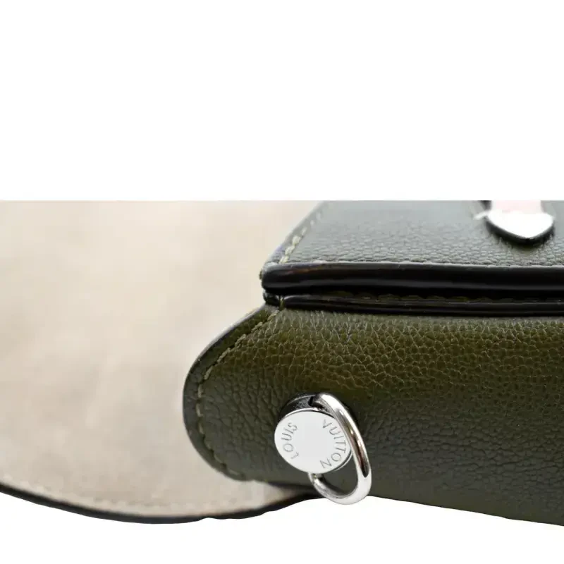 Oldindan foydalanilgan LOUIS VUITTON Juda Dana Teri Egar Yelka Sumkasi Xaki Yassili - 12