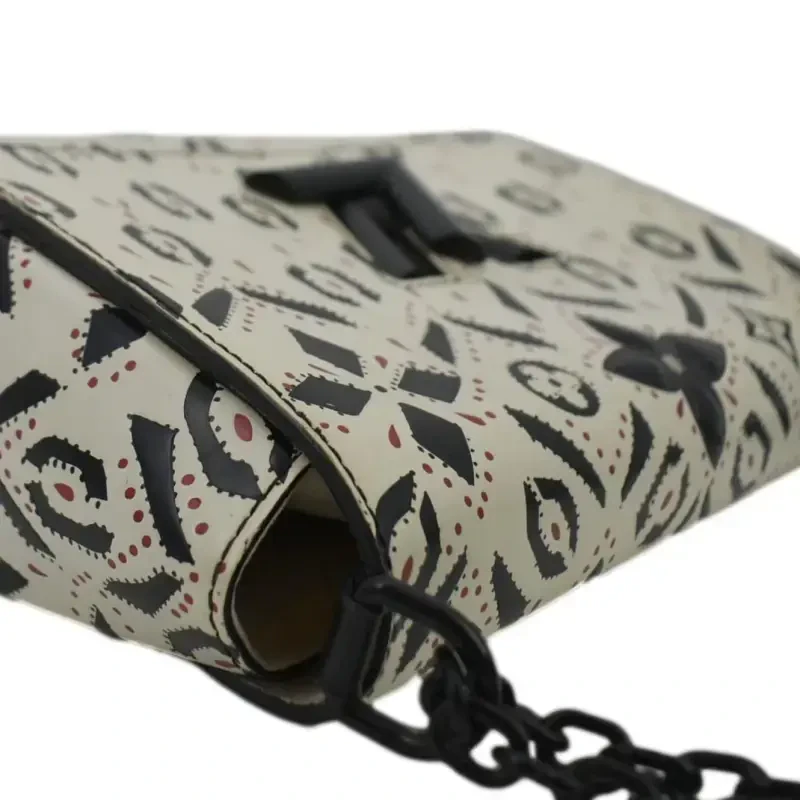 Oldindan foydalanilgan LOUIS VUITTON LV Twist Graphic MM Teri Yelka sumkasi Qora - 8