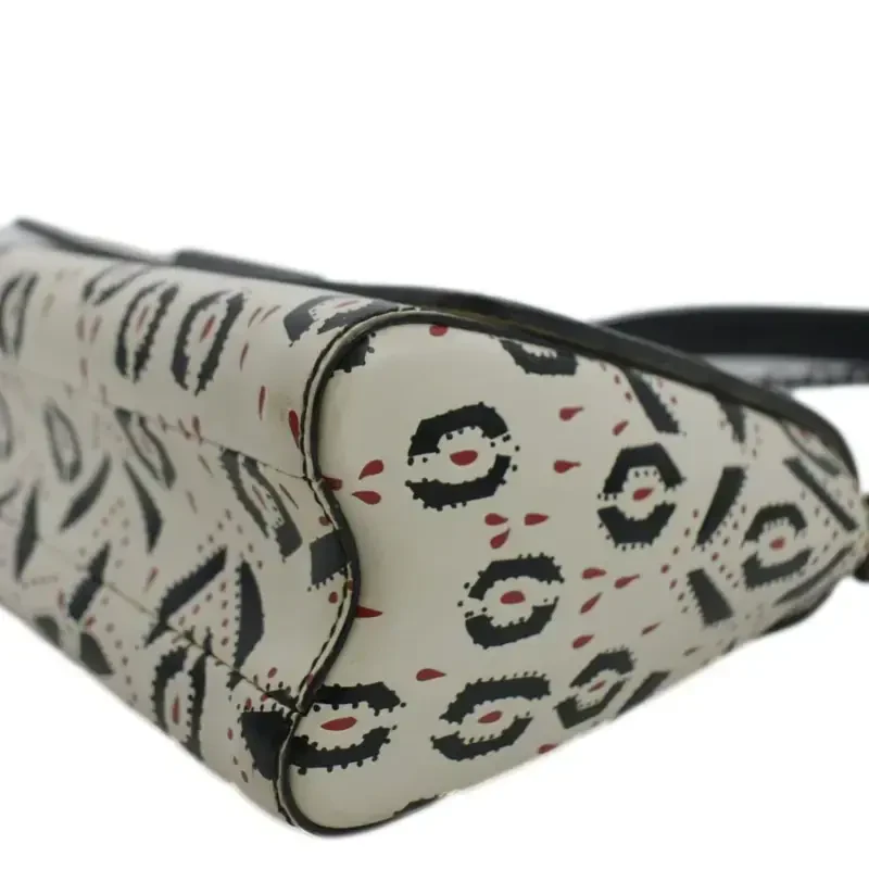 Oldindan foydalanilgan LOUIS VUITTON LV Twist Graphic MM Teri Yelka sumkasi Qora - 14