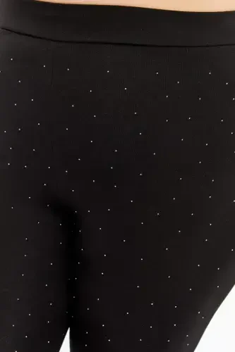 Oldingi toshli detallari katta o'lchamli tayt qora - 5