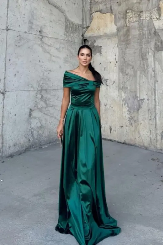 oliver madonna collar evening dress-emerald - BELLA ISTANBUL