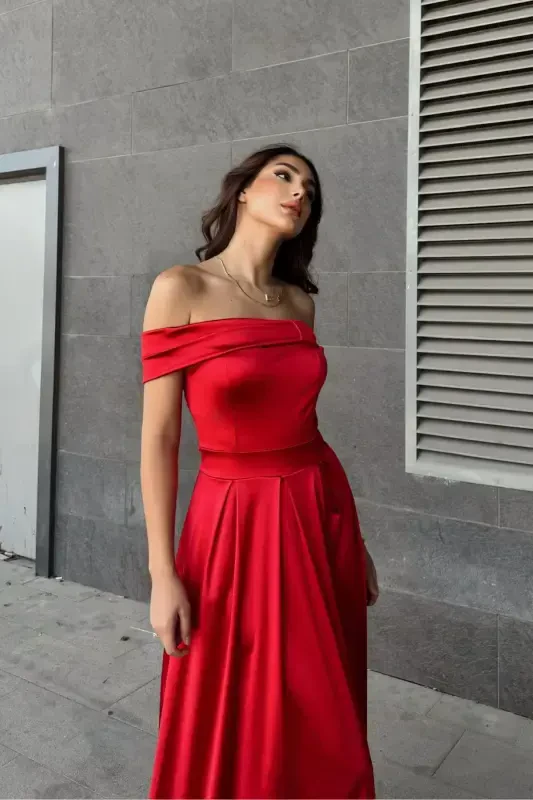 Oliverr Madonna Collar Evening Dress-Red - 4