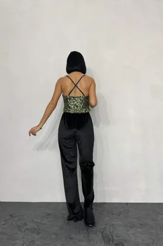 Oltin kamarli ochiq yelkali bluzka - 3