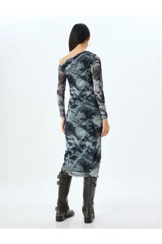 Omzu Açık Drapeli Asimetrik Kesim Midi Tül Elbise-Gri Desenli - 4