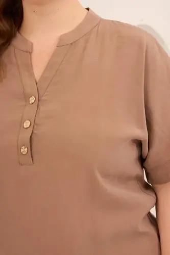 Ön Düğmeli Büyük Beden Modal Bluz Camel - 3