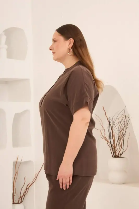 Ön Düğmeli Büyük Beden Modal Bluz Kahve - 3