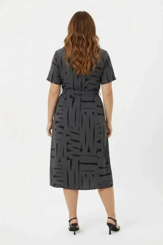 Ön Düğmeli Kuşaklı Büyük Beden Günlük Elbise Füme - 5
