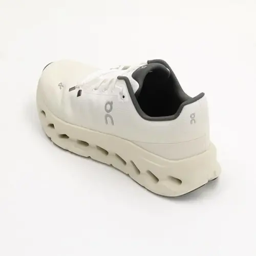 On Men's Cloudtilt Sneakers - 6