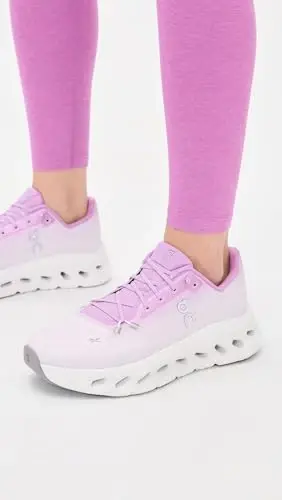 On Men's The Roger Advantage Shoes - ON (1)