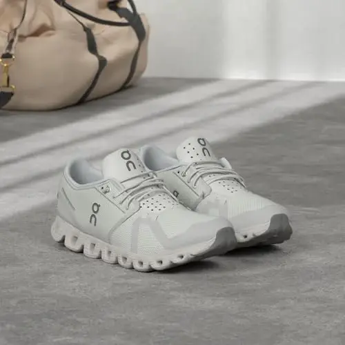 On Women's Cloud 5 Sneakers - ON (1)