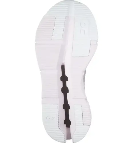 On Women's Cloudnova Sneakers - 5