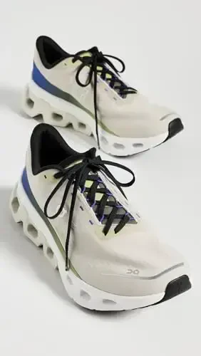 On Women's Cloudspark Sneakers - 5