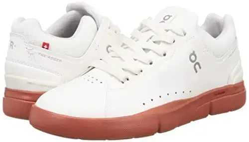 On Women's The Roger Advantage Sneakers - 7