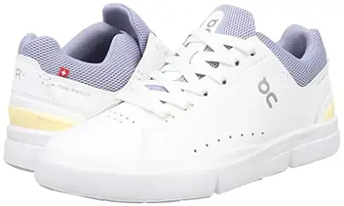 On Women's The Roger Advantage Sneakers - 4